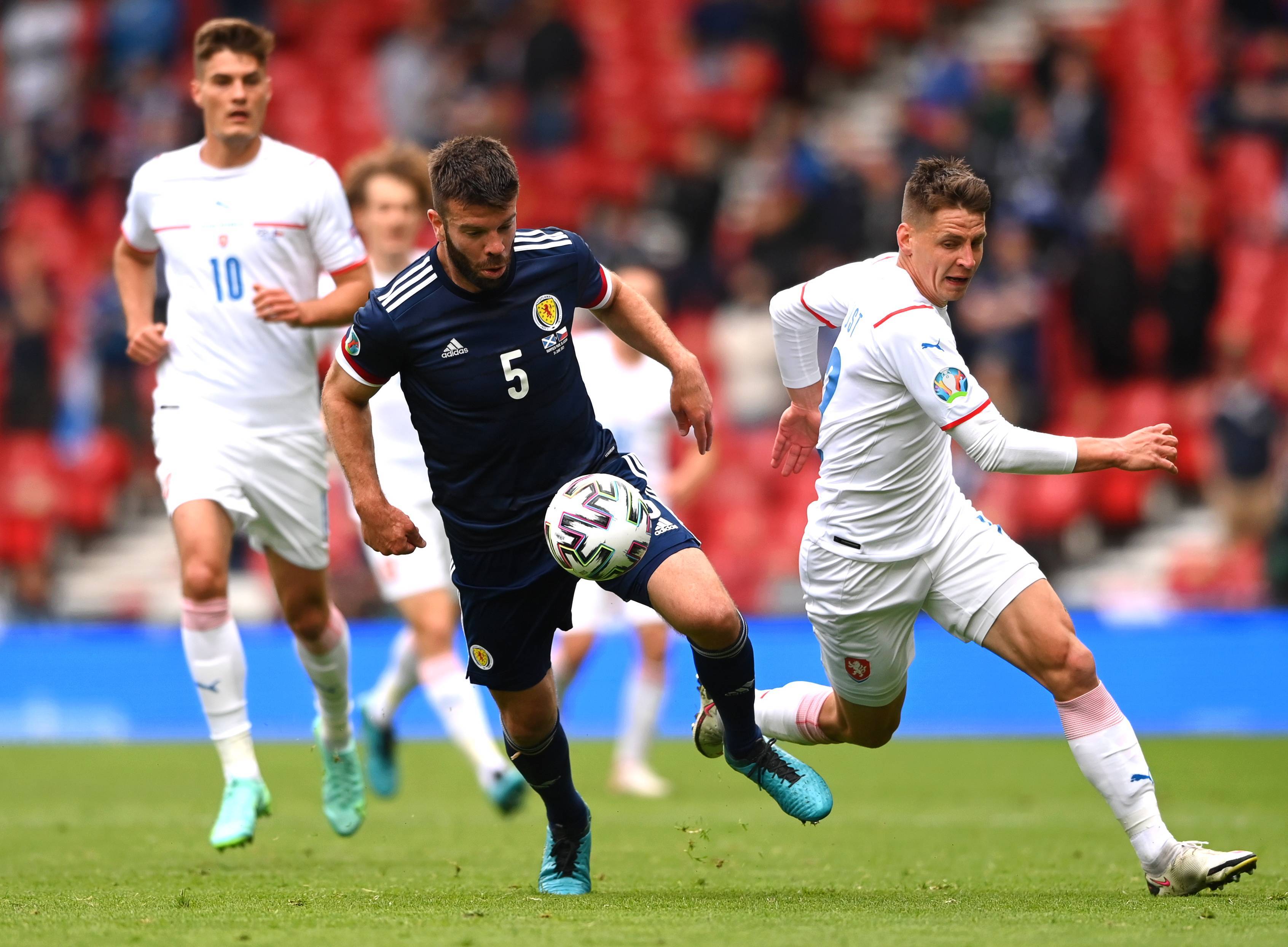 档频频被曼 档频频被曼